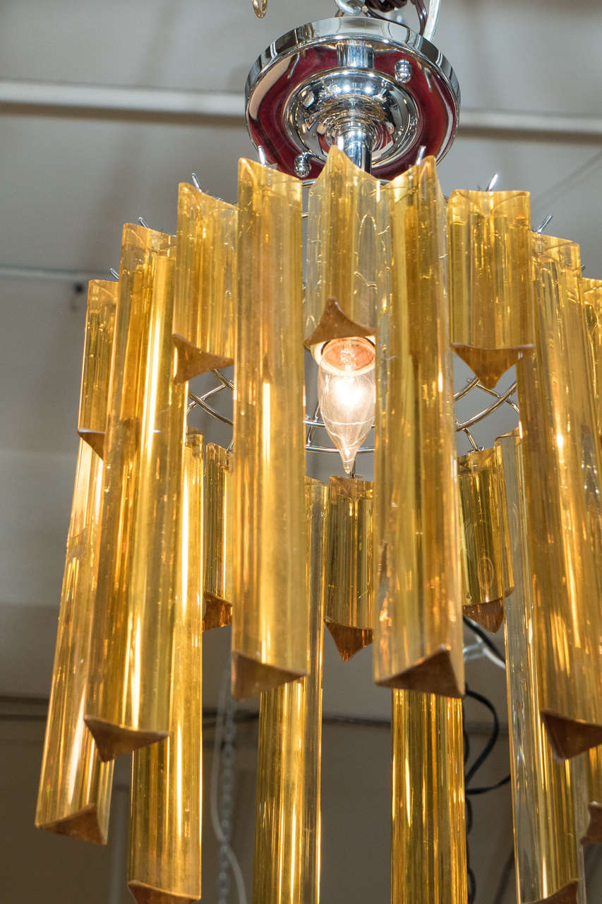 Midcentury Italian Venini Style Chandelier with Staggered Amber Prisms In Good Condition For Sale In New York, NY