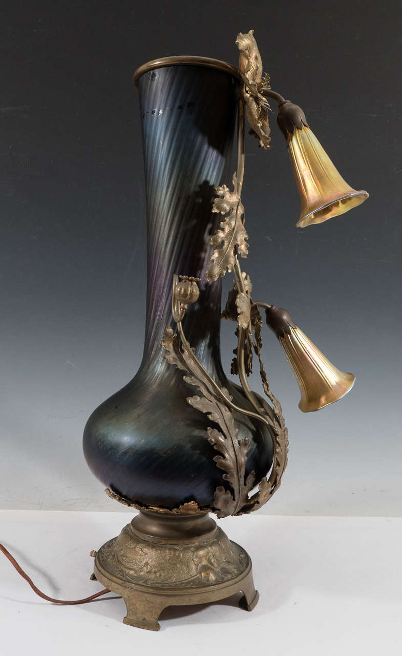  Amazing Bronze Austrian Art Nouveau Vase Form Lamp with Lily Light Shades For Sale 2
