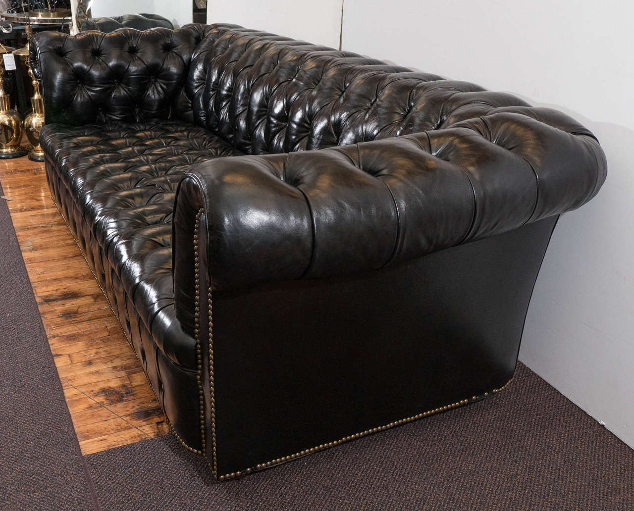 Victorian Midcentury Chesterfield Sofa in Tufted Black Leather