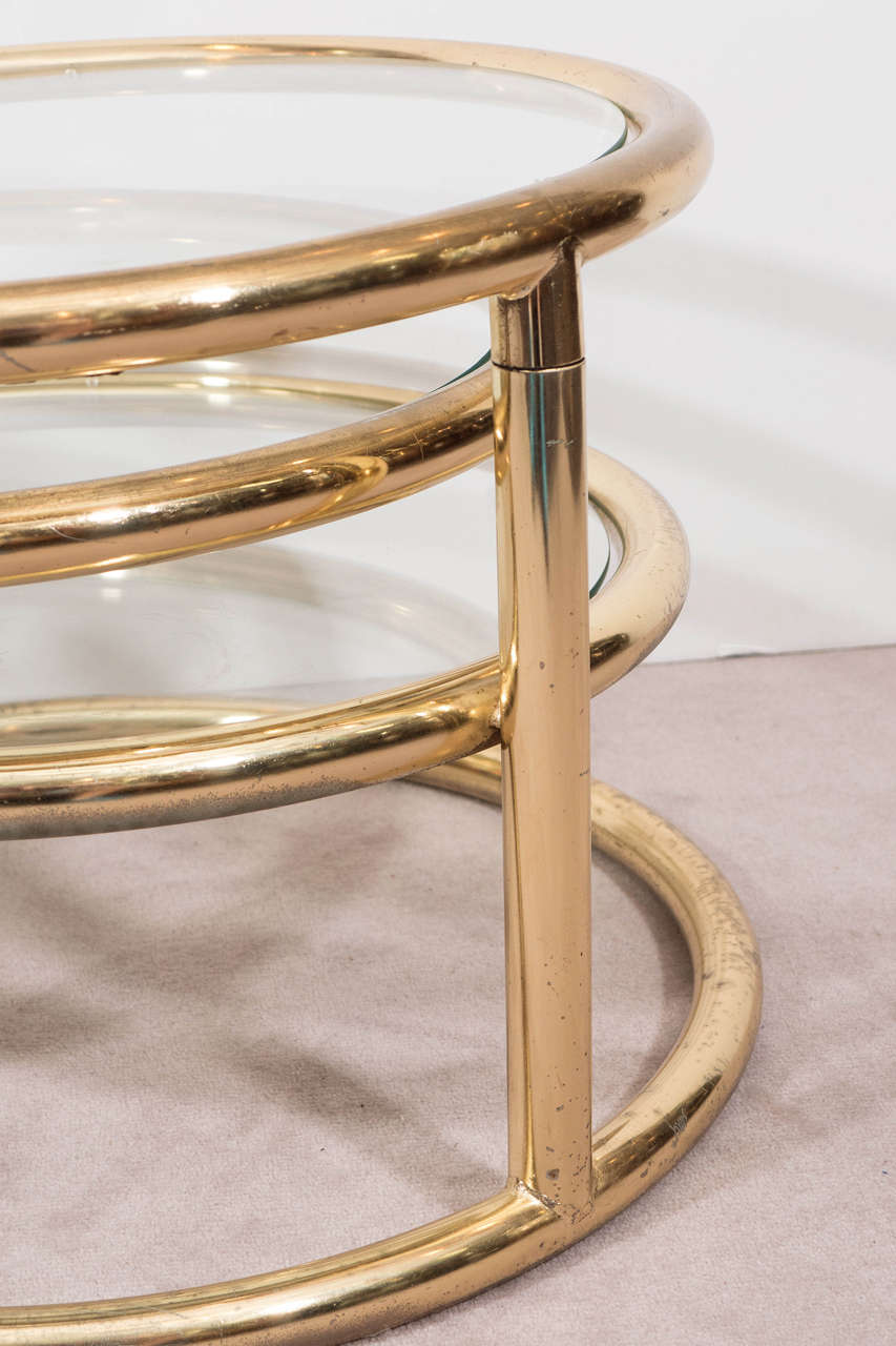 Milo Baughman Style Circular Three-Tier Swivel Coffee Table in Polished Brass In Good Condition In New York, NY