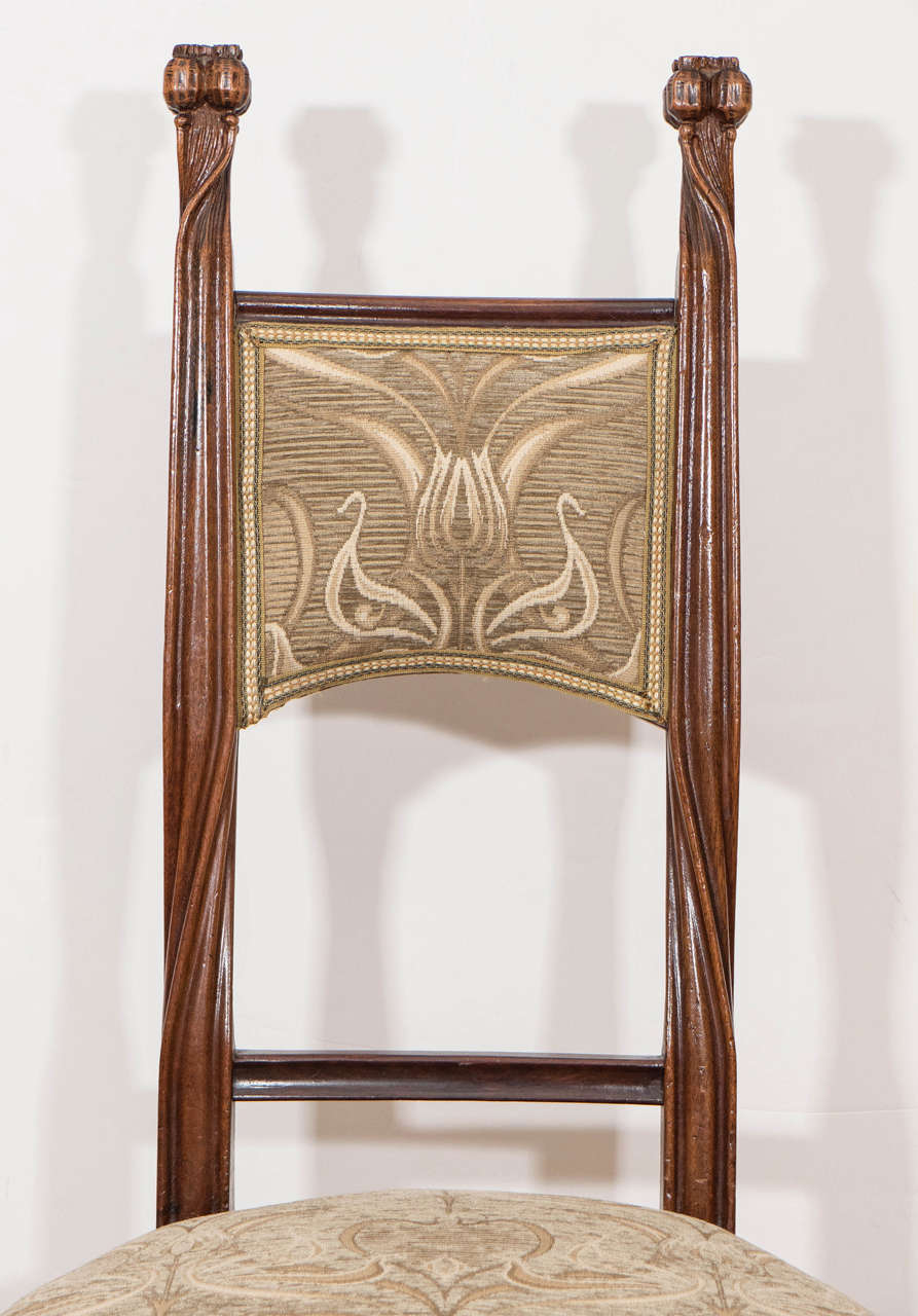 French Art Nouveau 'Poppy' Chair by Louis Majorelle In Good Condition In New York, NY