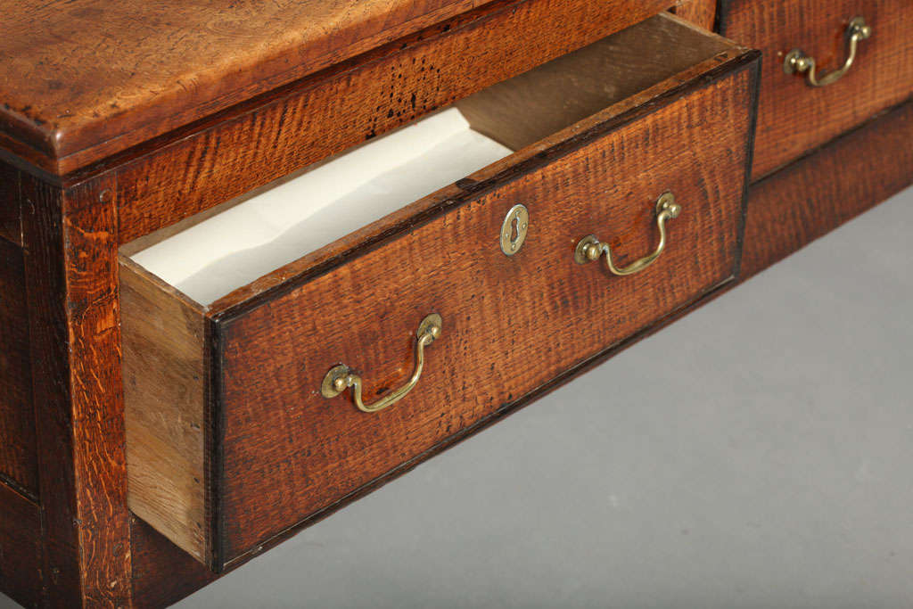 Lovely Georgian Tiger Oak Low Dresser 3