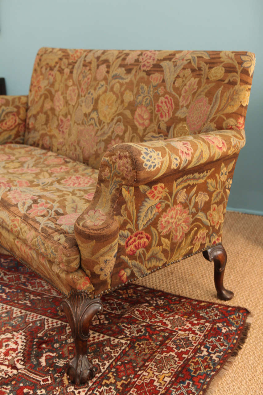 1920s Chippendale Style Settee with Needlepoint Upholstery For Sale 2
