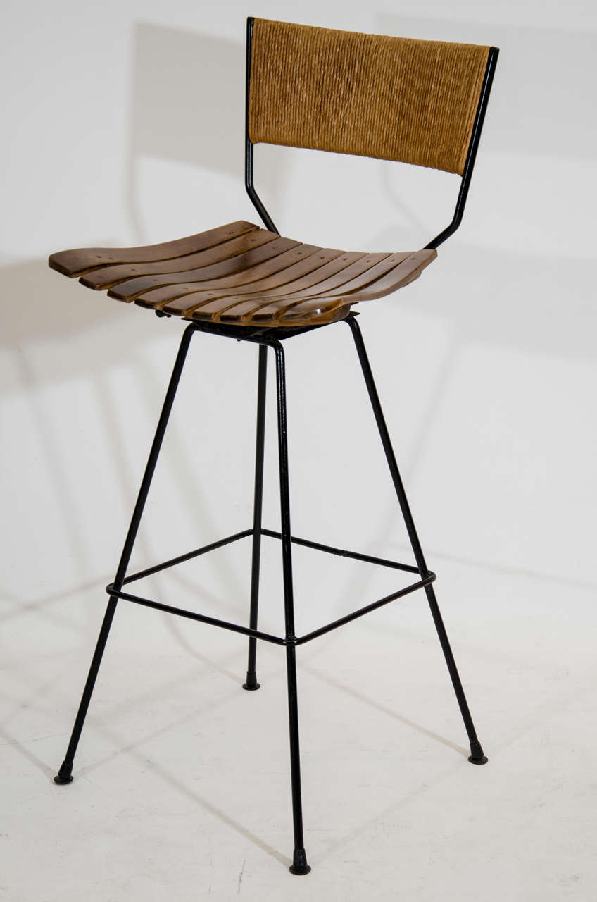 Mid-Century Modern Pair of Bar Stools by Arthur Umanoff