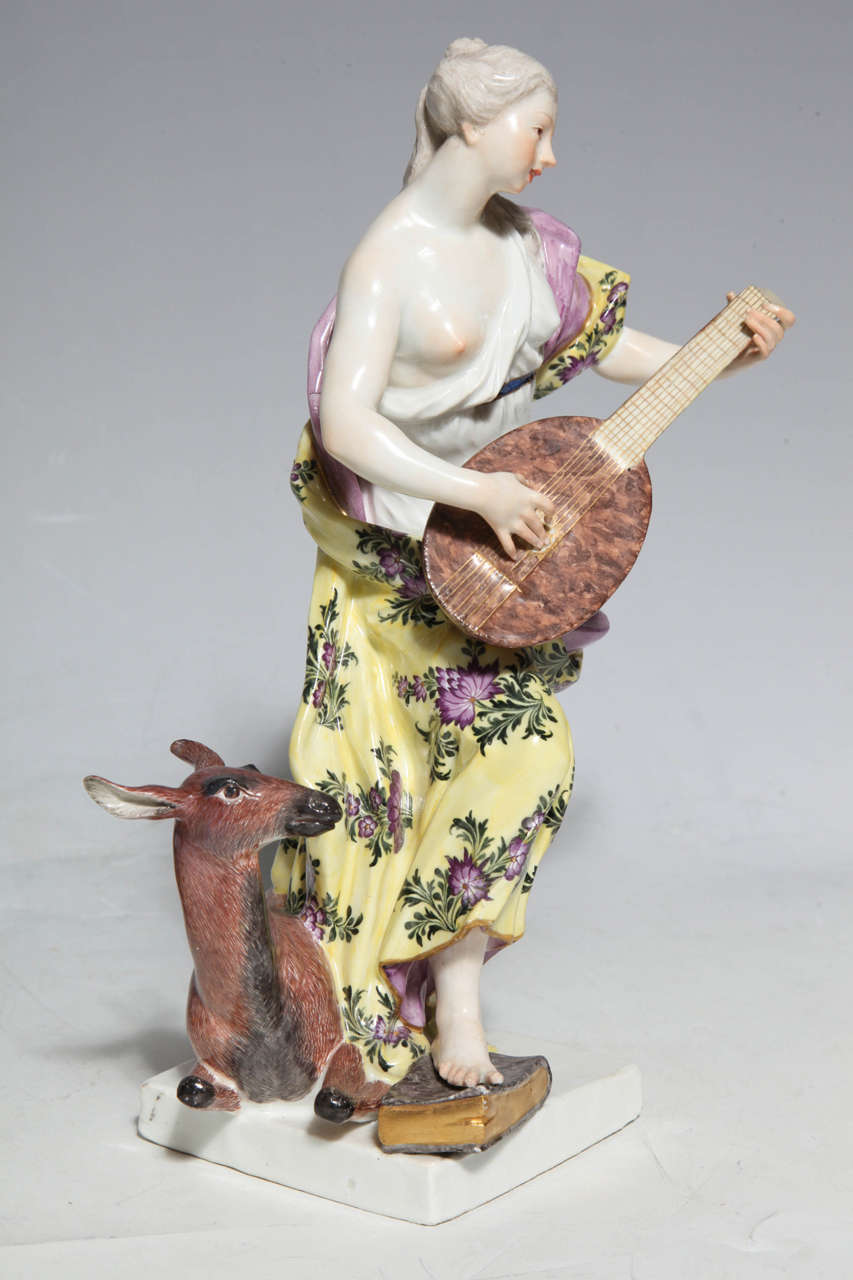 Pair of 18th Century Meissen Porcelain Figurines of the Sense In Excellent Condition For Sale In New York, NY