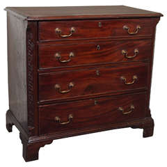 Fine 18th century English George III mahogany bachelor's chest 4
