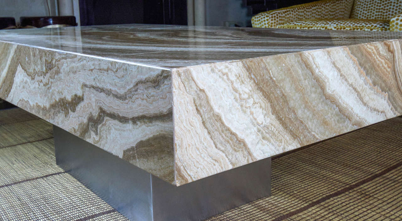 1970s Italian Onyx Coffee Table In Excellent Condition In Firenze, IT