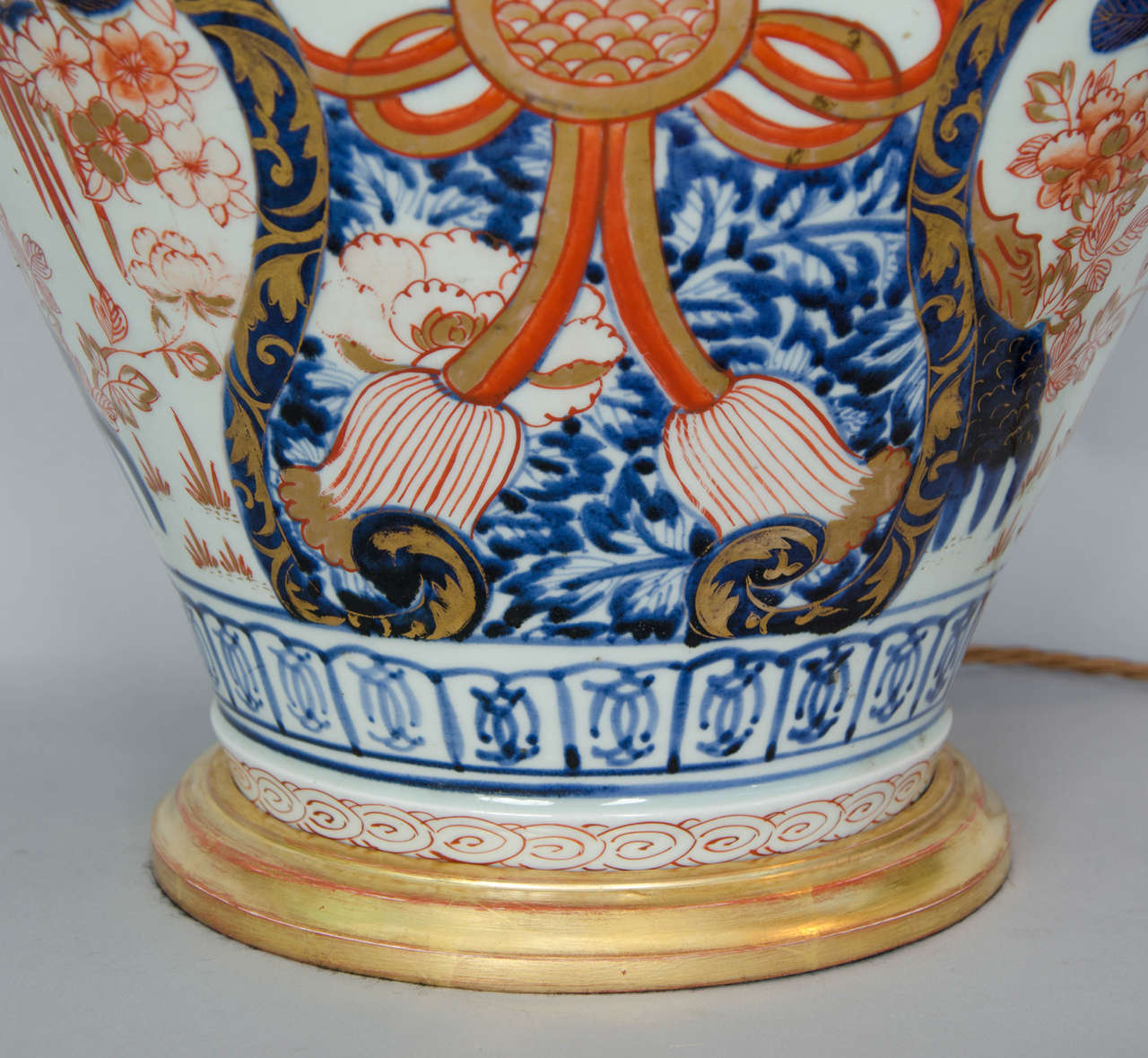 Japanese Imari Porcelain Vase Lamped, circa 1700 For Sale 3
