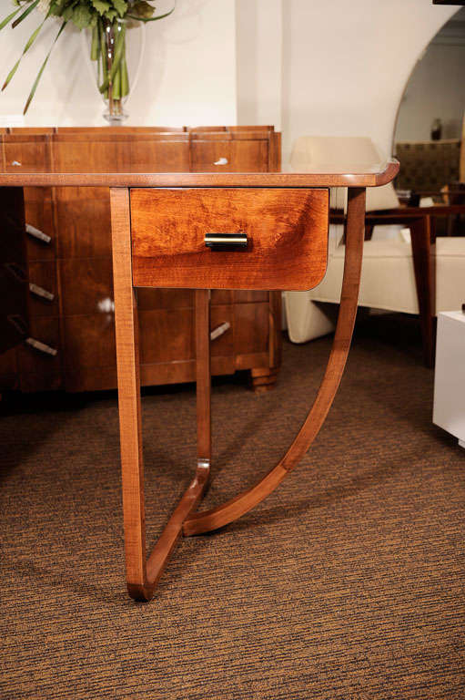 gilbert rohde desk