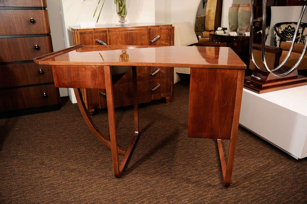 American Art Deco Desk Attributed to Gilbert Rohde for Kohler For Sale 5