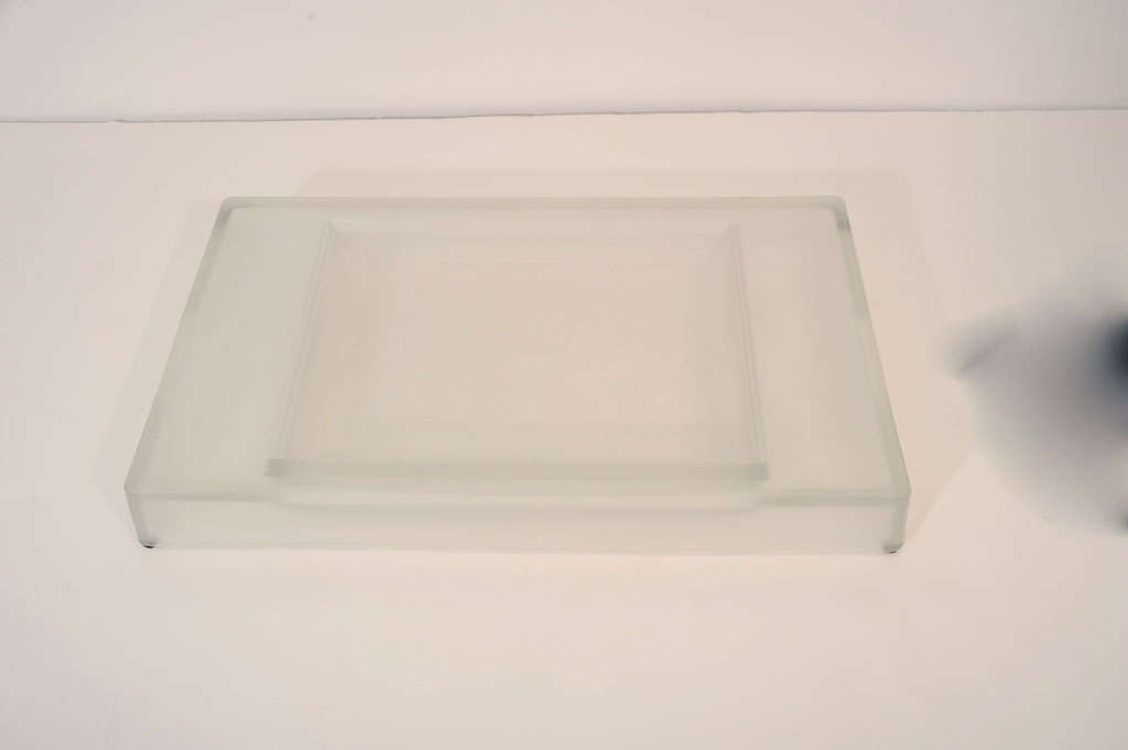 Mid-20th Century Elegant French Art Deco Frosted Glass Tray Designed by Jean Luce