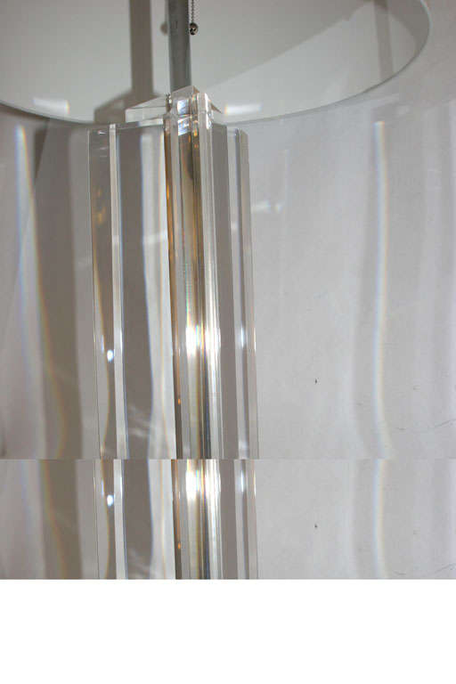 Mid-Century Modern Pair of Architectural Lucite Table Lamps
