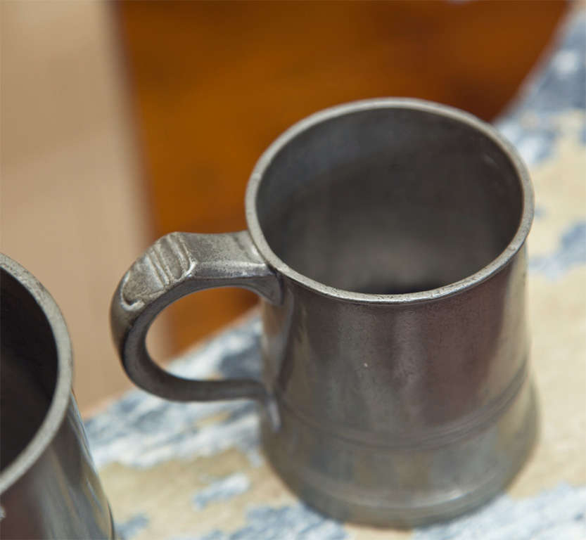 Set Of Three Graduated Pewter Tankards, James Yates For Sale 5