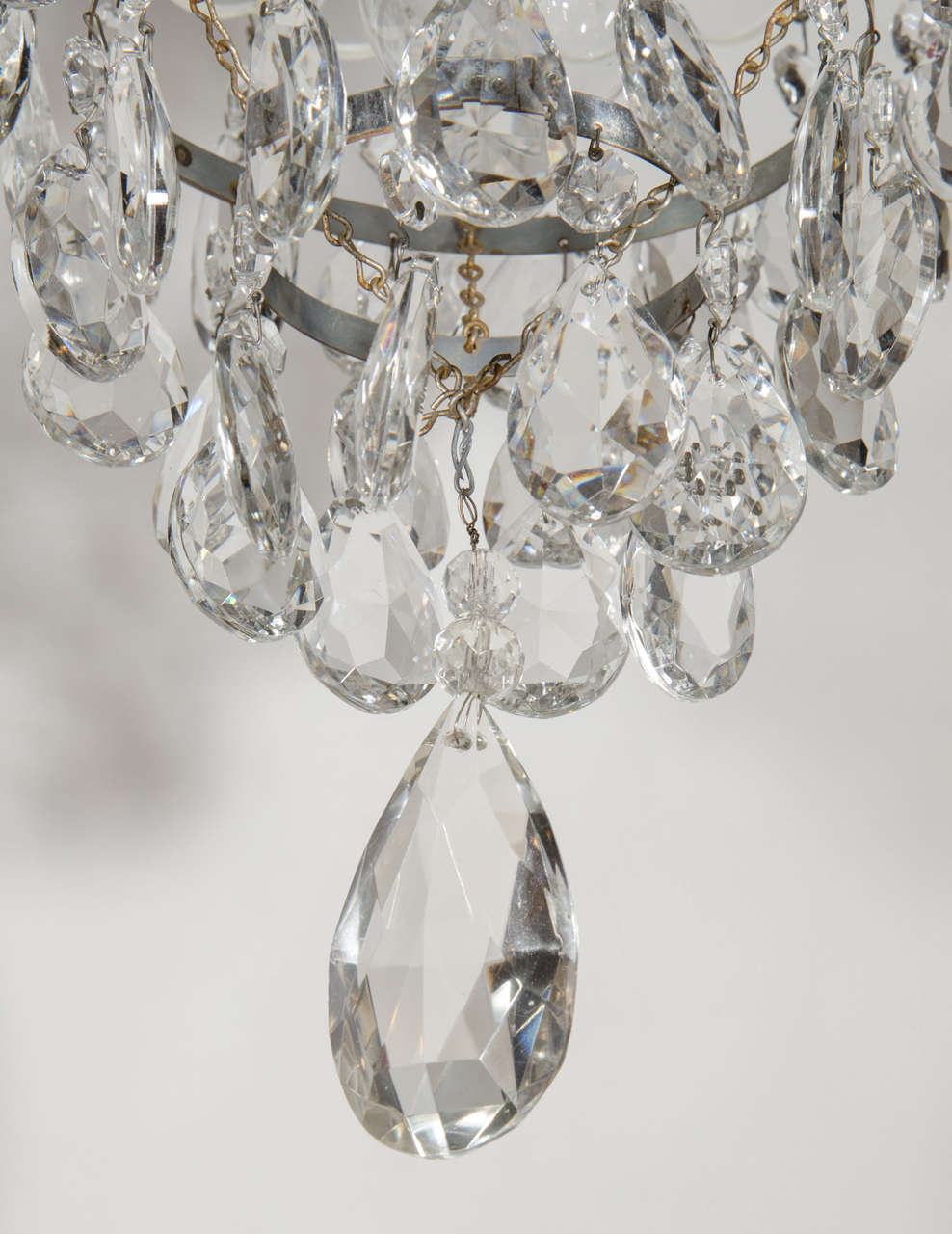 American 1940s Hollywood Crystal Chandelier with Cut Crystal Pendants