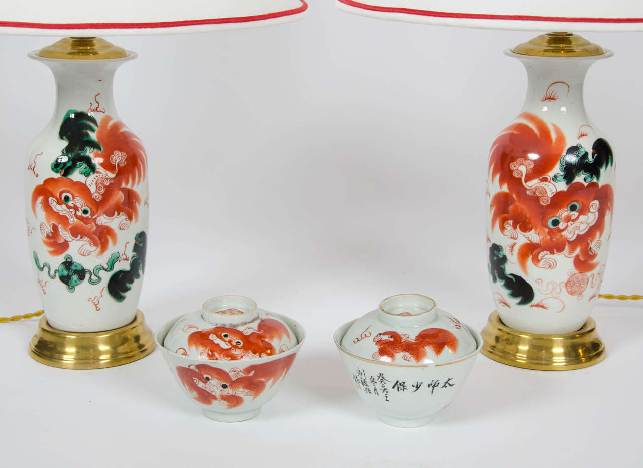 Pair of late 19th century Chinese Porcelain Vases as Table Lamps For Sale 6