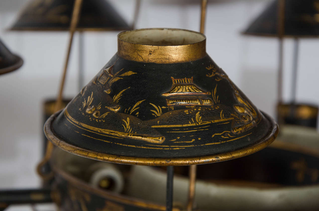 Early 19th Century French Chinoiserie Painted Toleware Chandelier 1