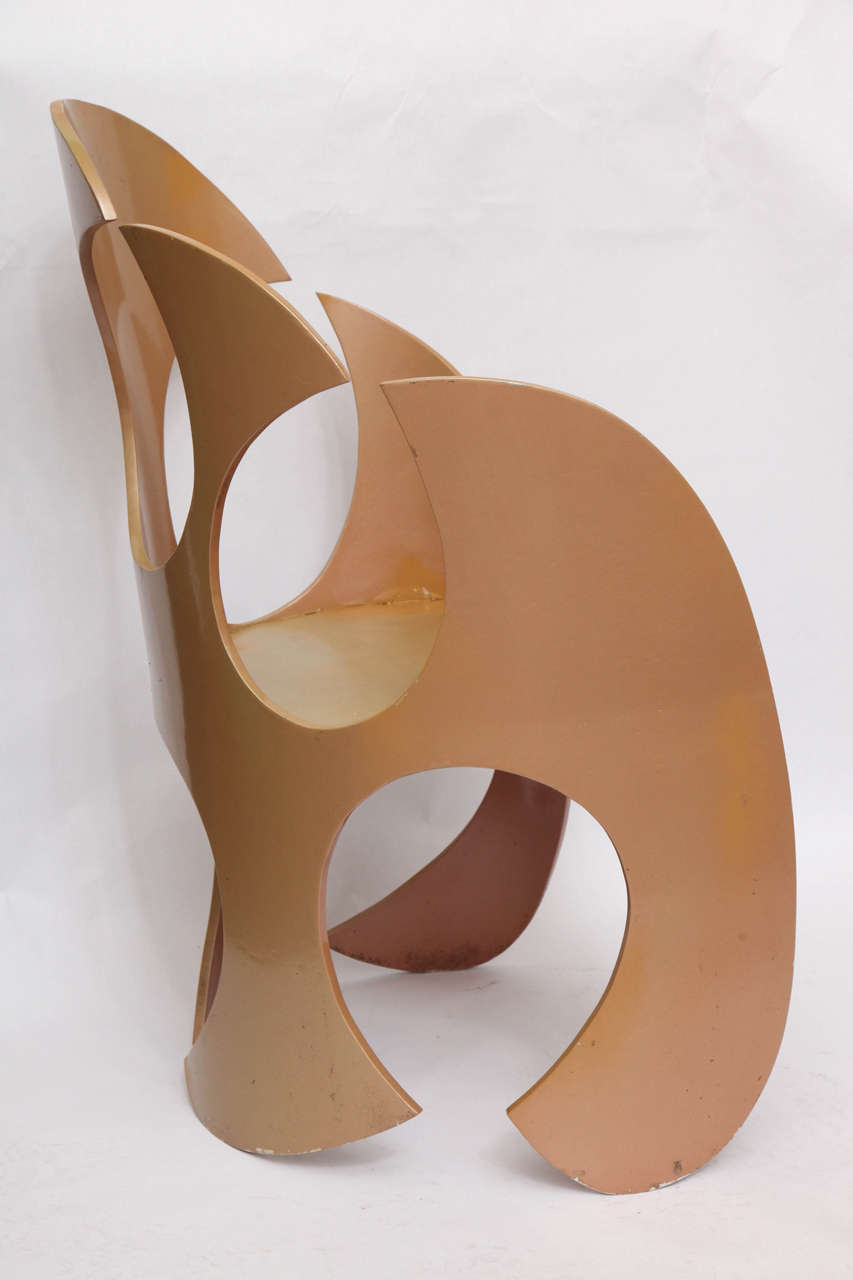 1980s Sculptural Chair Crafted of Painted Metal 1