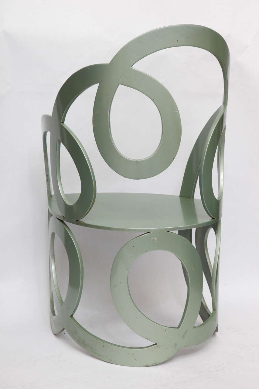 1980s Sculptural Chair Crafted of Painted Metal 1
