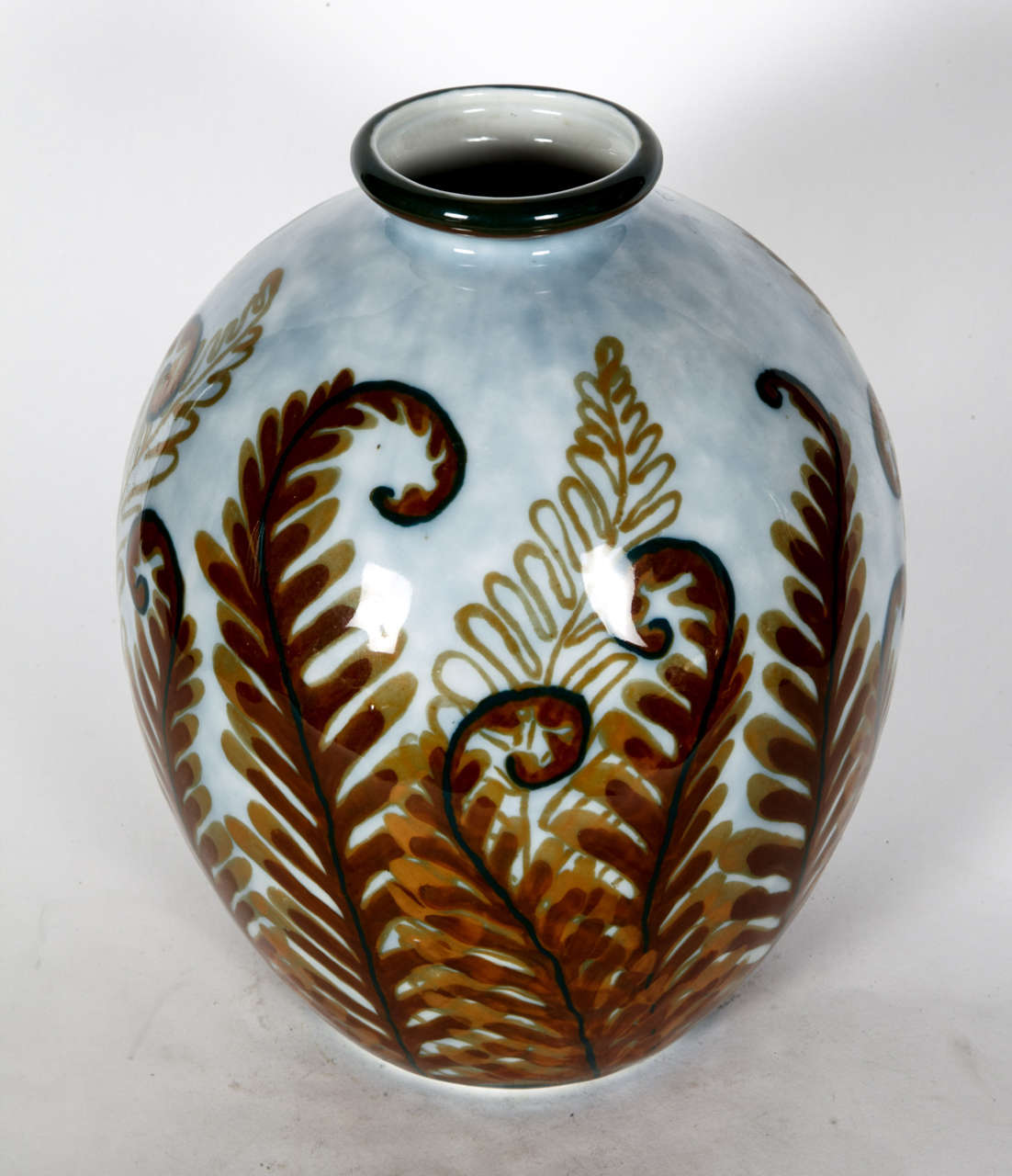 French 1960's vase in porcelain by Camille Tharaud