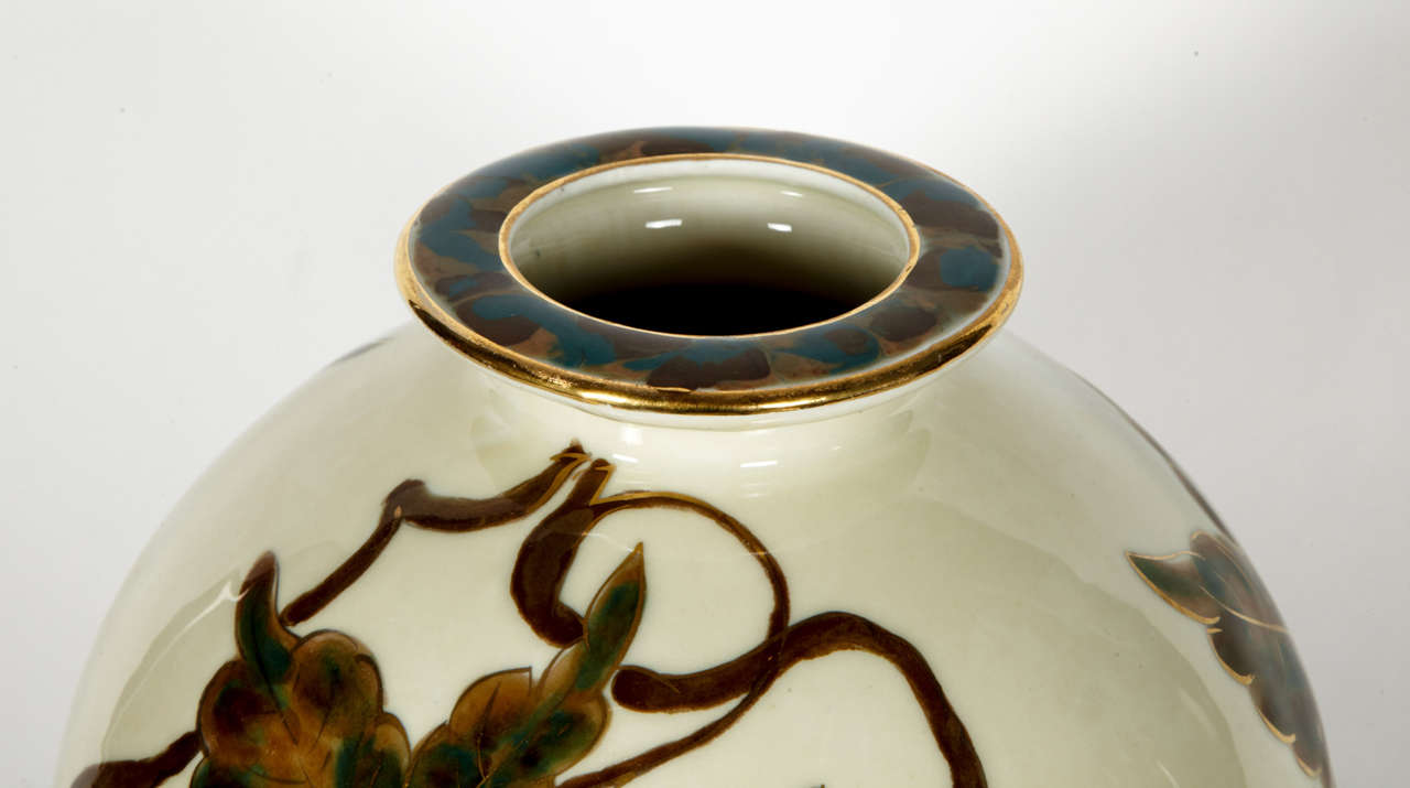 Bel vaso in porcellana di Tharaud Limoges di Camille Tharaud In condizioni buone in vendita a New York, NY