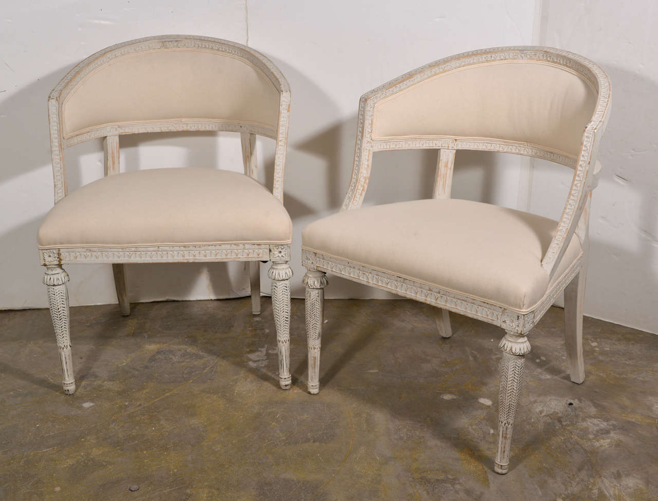 Swedish Pair of Classic Gustavian Armchairs For Sale