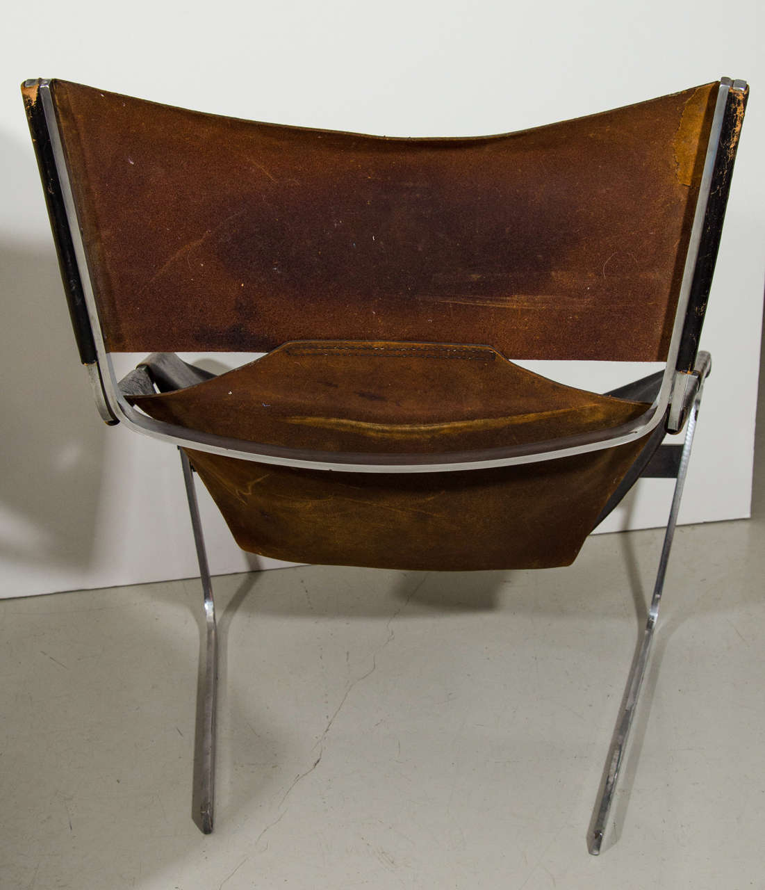Pierre Paulin Leather F44 Lounge Chair For Sale 1