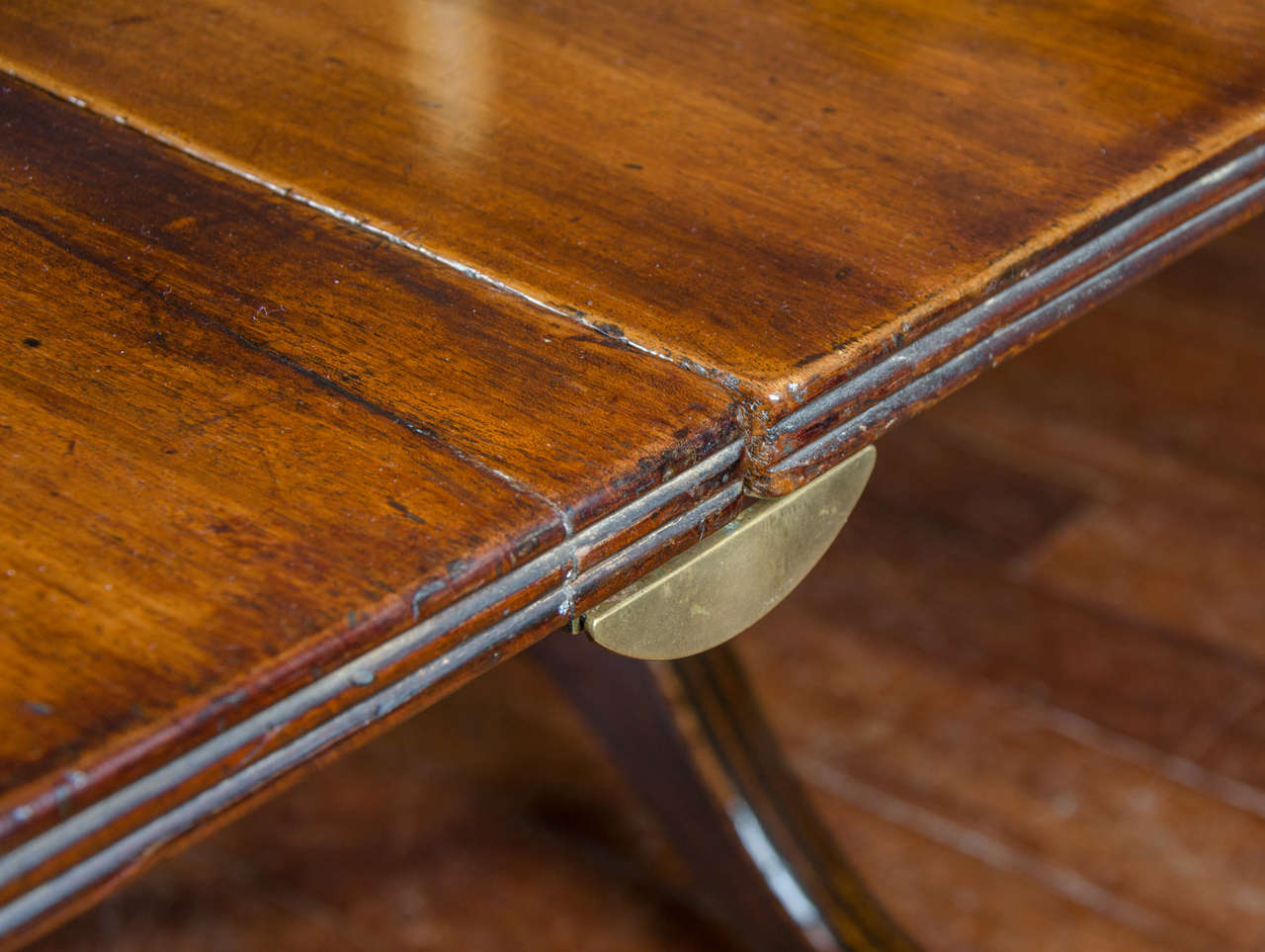 18th Century and Earlier Magnificent George III Period Three Pillar Dining Table