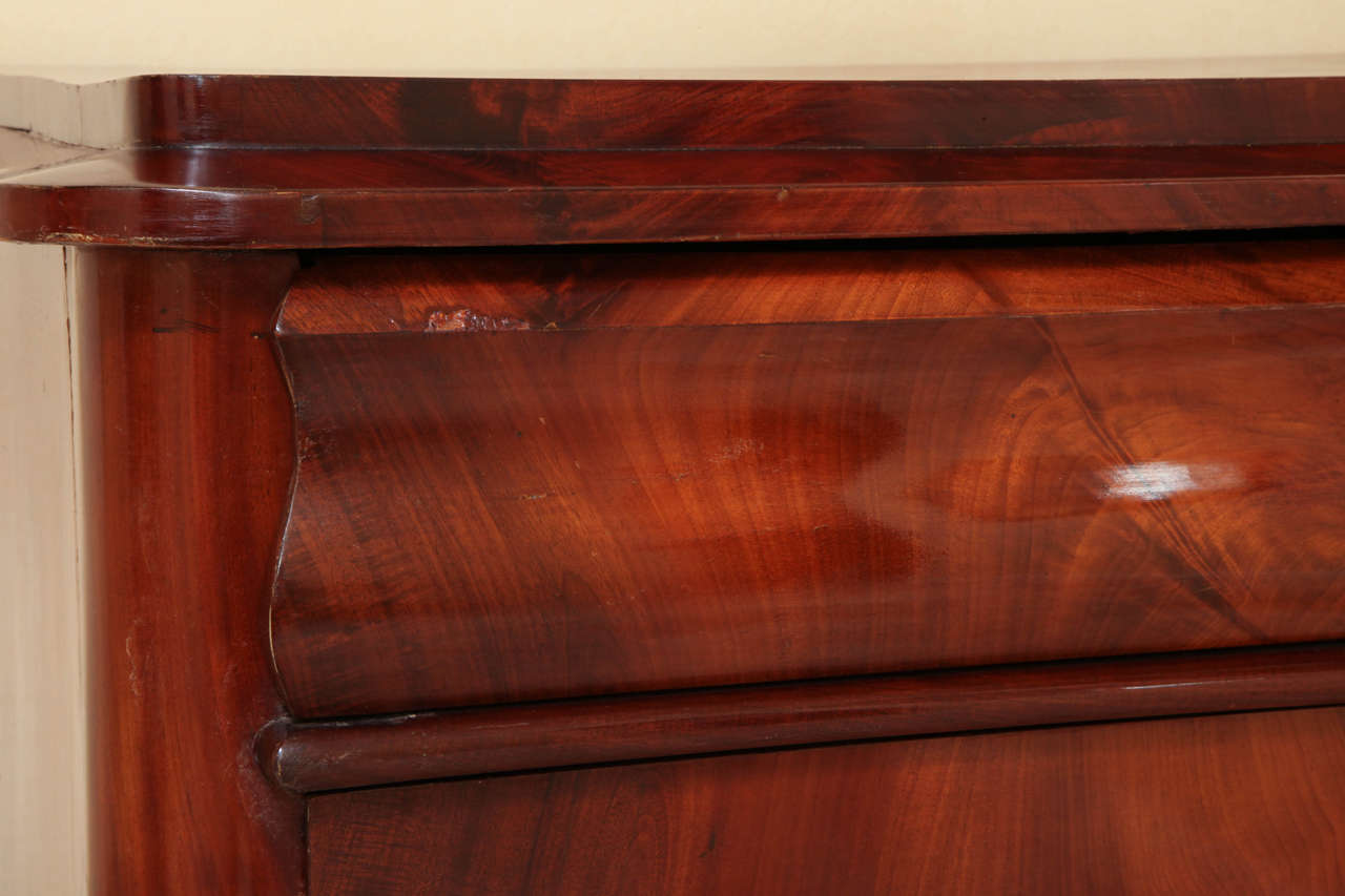 Mid-19th Century Biedermeier Mahogany Chest of Drawers