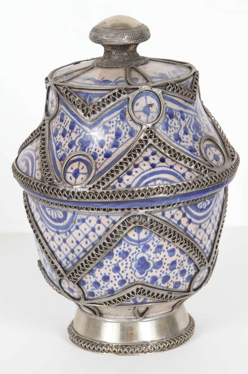 moroccan urns