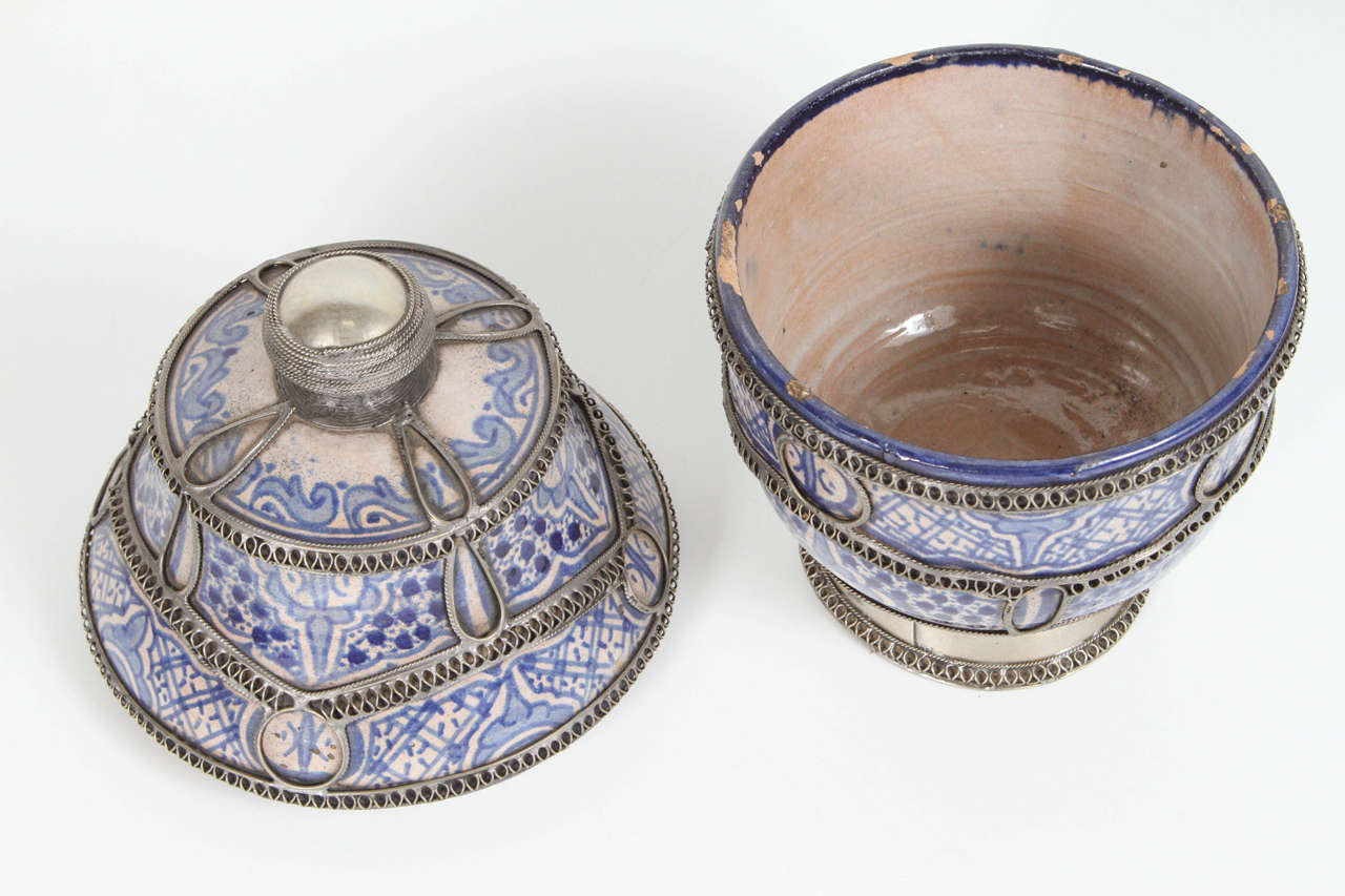 Pair of Moroccan Antique Urns from Fez 2