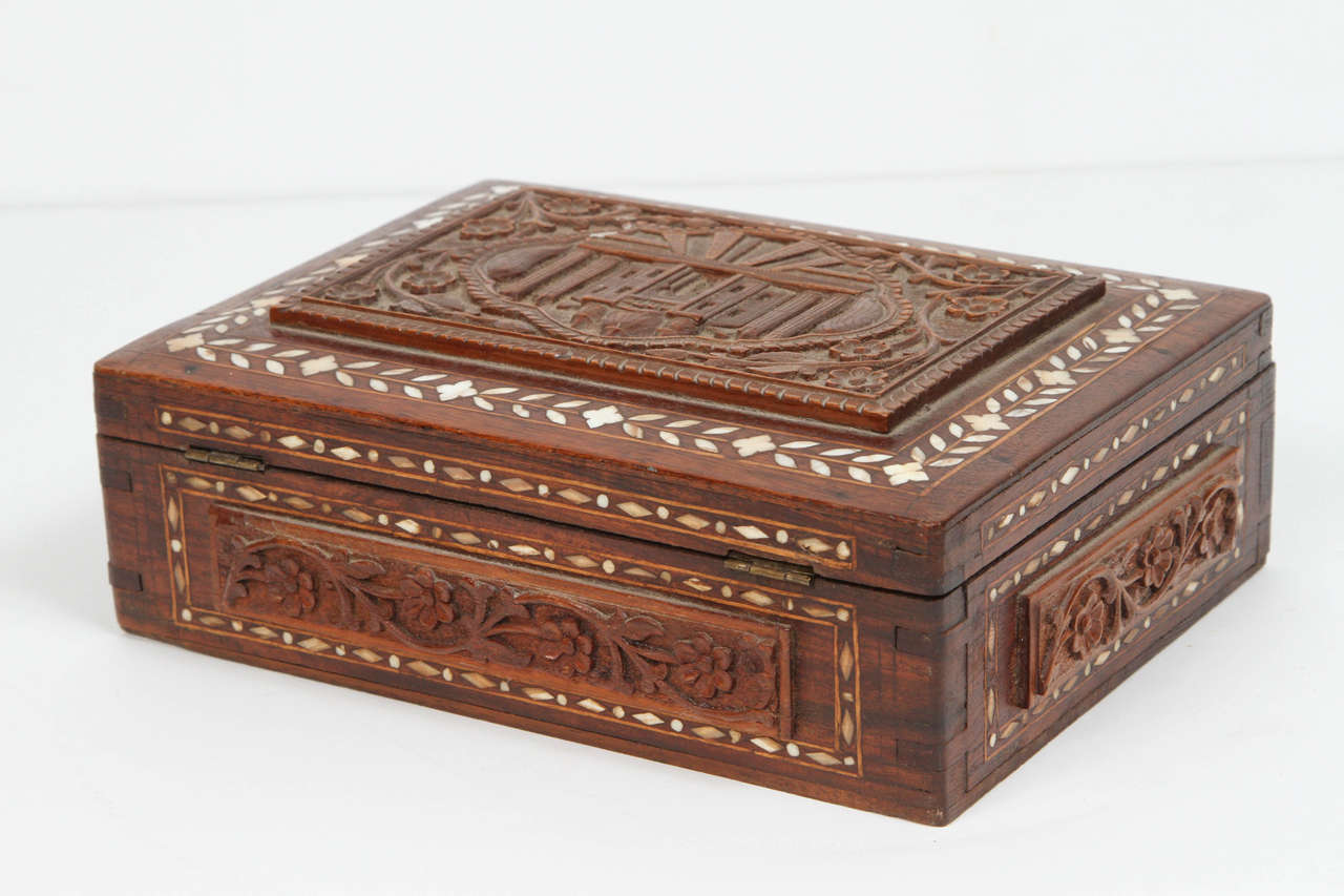Hand-Carved 19th Century Anglo-Indian Mughal Box For Sale