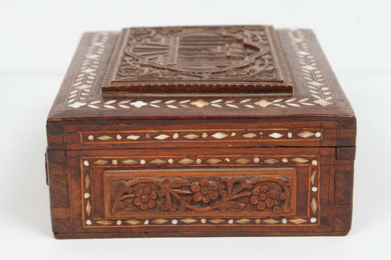 19th Century Anglo-Indian Mughal Box In Good Condition For Sale In North Hollywood, CA