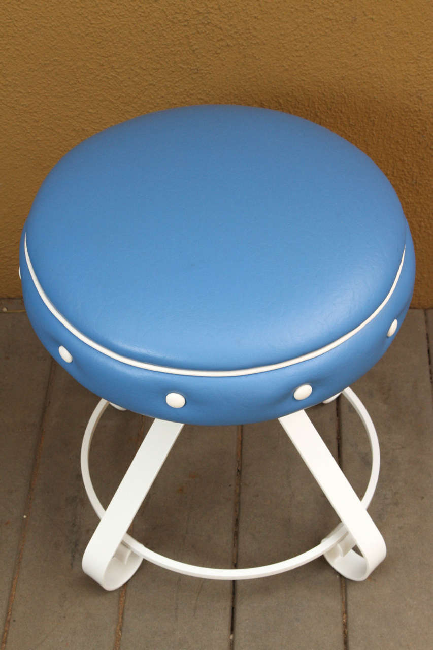 Fabric Three Stools with White Metal Bases and Blue Leather Swivel Seats For Sale