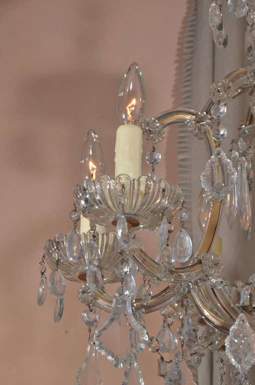 Italian Crystal Chandelier In Excellent Condition In Houston, TX