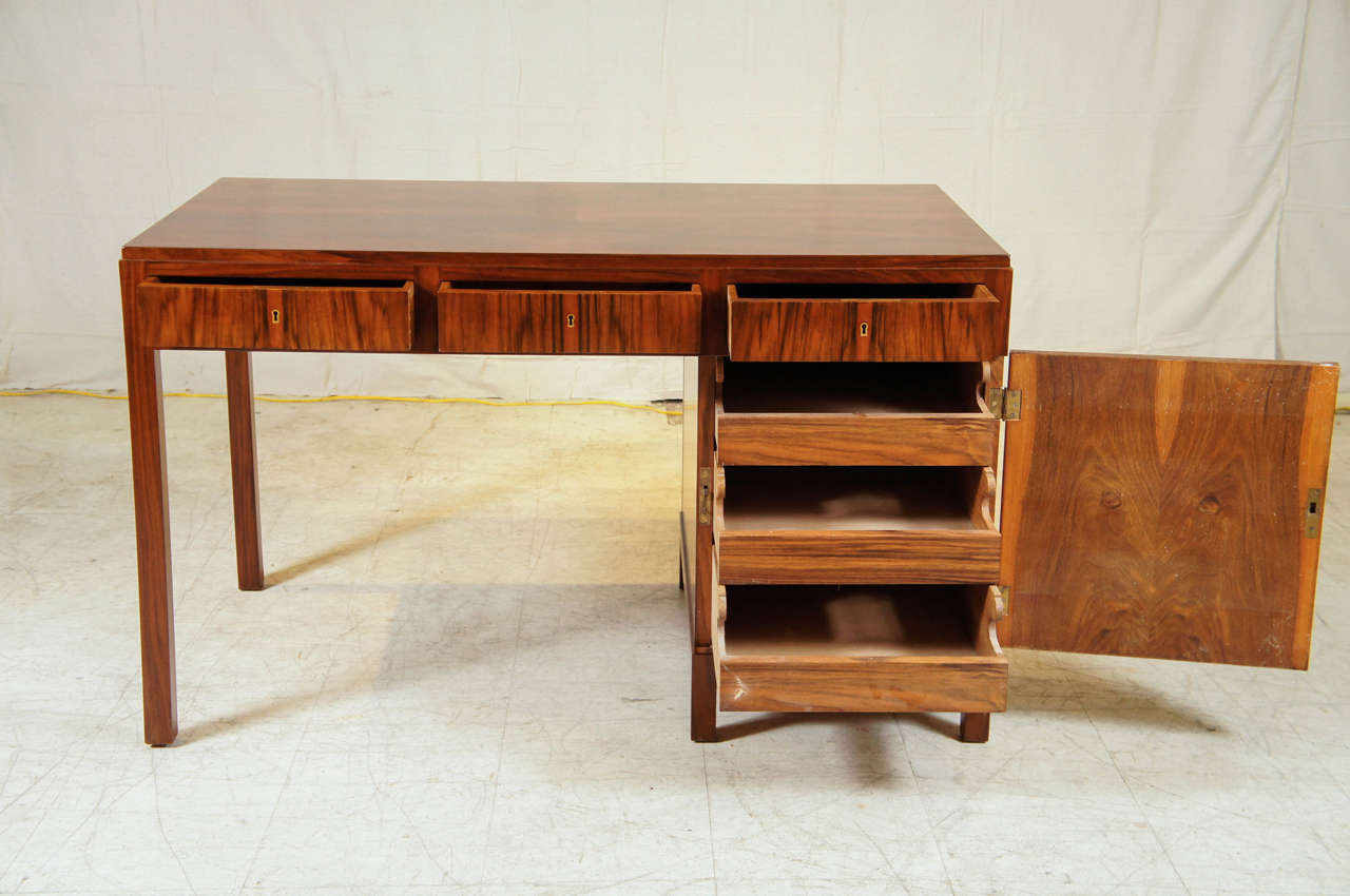 Mid-Century Modern Danish Rosewood Single Pedestal Desk Attributed to Fritz Henningsen