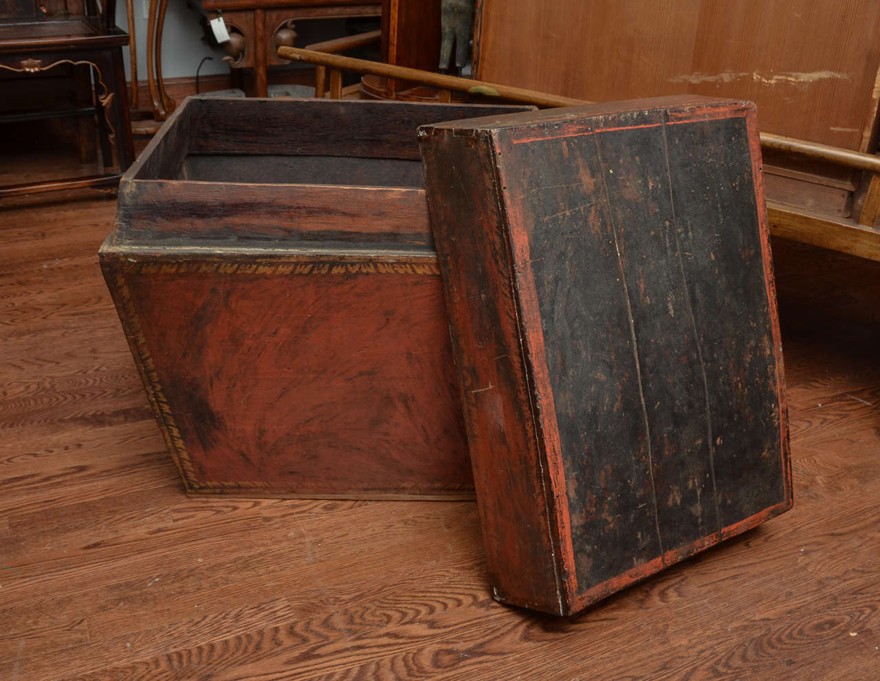 Late 18th Century Burmese Temple Book Storage Trunk in Original Lacquer For Sale 2