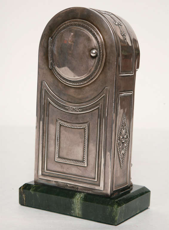 19th Century A SILVER AND NEPHRITE TABLE CLOCK. RUSSIAN,  CIRCA 1900