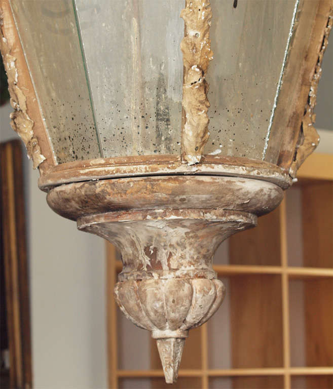 Beautiful Italian gilt lantern For Sale 1