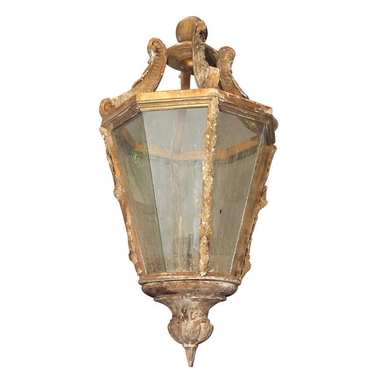 Beautiful Italian gilt lantern For Sale