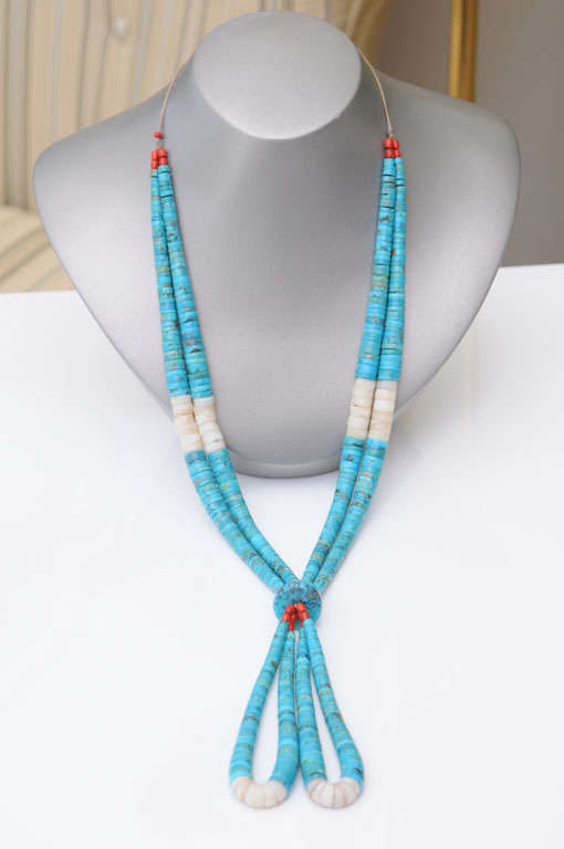 Native American Style Coral and Glass Beads Turquoise Necklace In Excellent Condition For Sale In Miami, FL