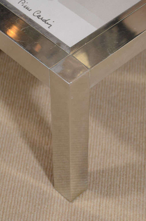Table d'appoint Pierre Cardin avec plateau en céramique Bon état - En vente à New York, NY