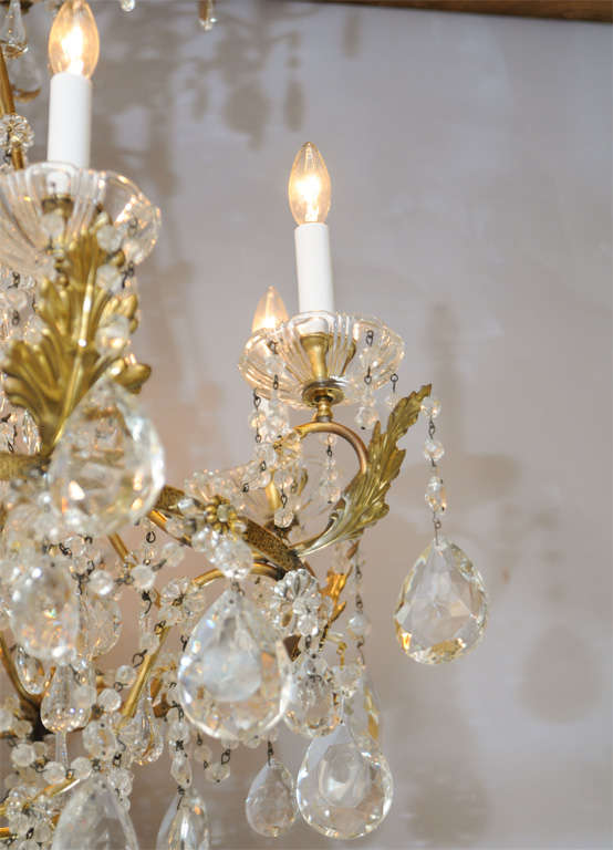 Fine German Eight-Light Bronze Chandelier In Excellent Condition For Sale In West Palm Beach, FL