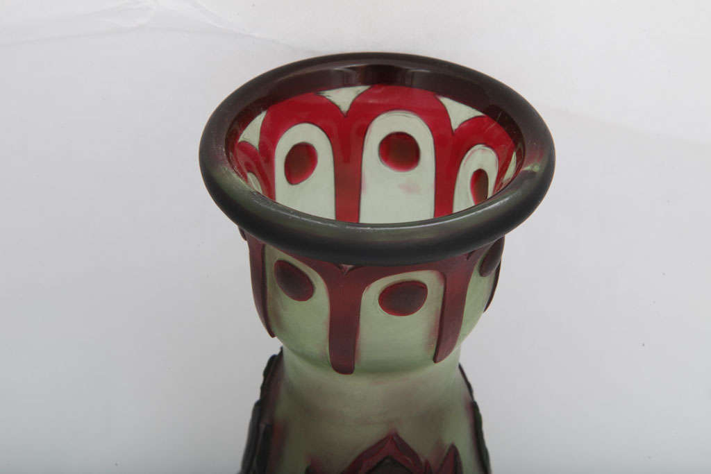 A Rare Signed Eugene Michel Cameo Glass Vase 5