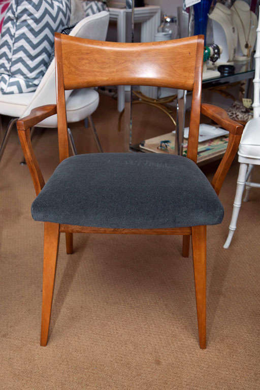 Set of Six Heywood-Wakefield Dining Chairs In Excellent Condition In Wilton, CT