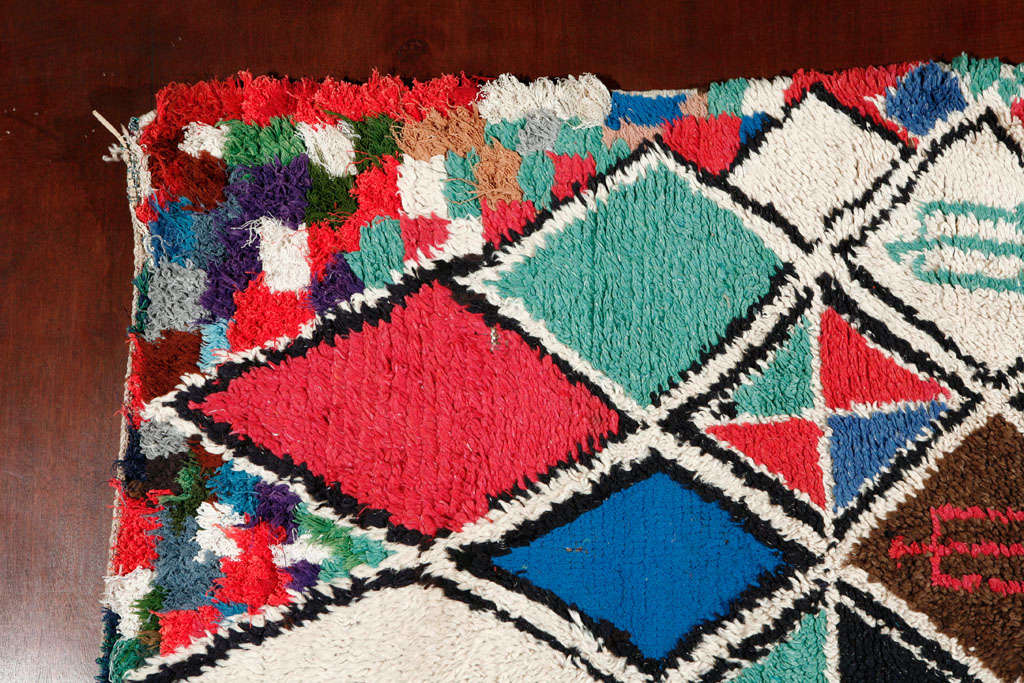 Vintage Moroccan Rug In Good Condition For Sale In West Hollywood, CA