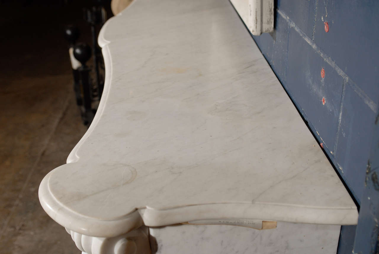 19th C. French Louis XV Style Marble Mantel For Sale 5