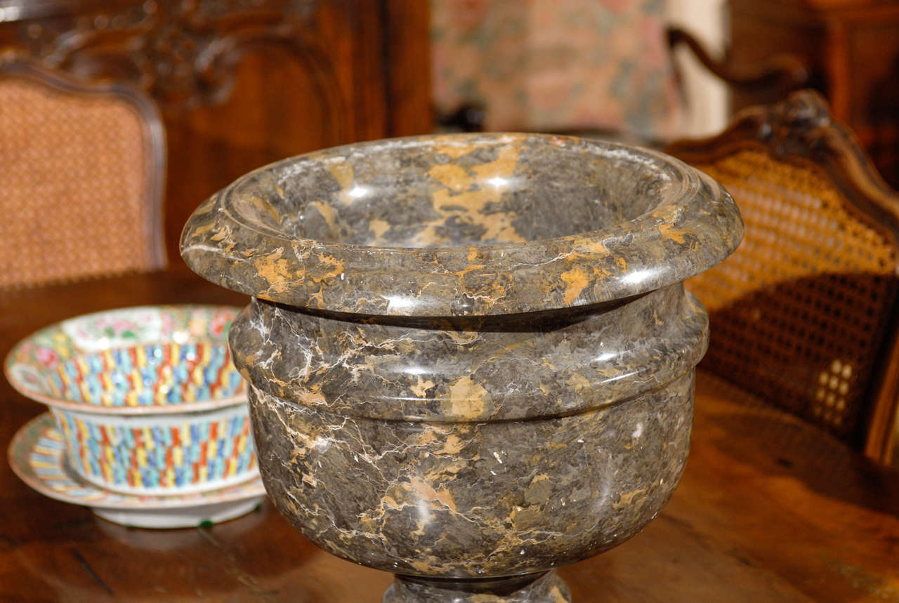 19th Century Large Mottled Grey & Tan Marble Urn In Good Condition In Atlanta, GA