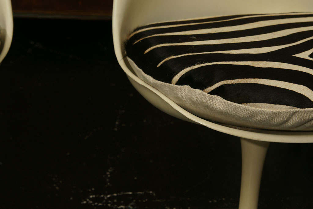 Eero Saarinen tulip chairs 4