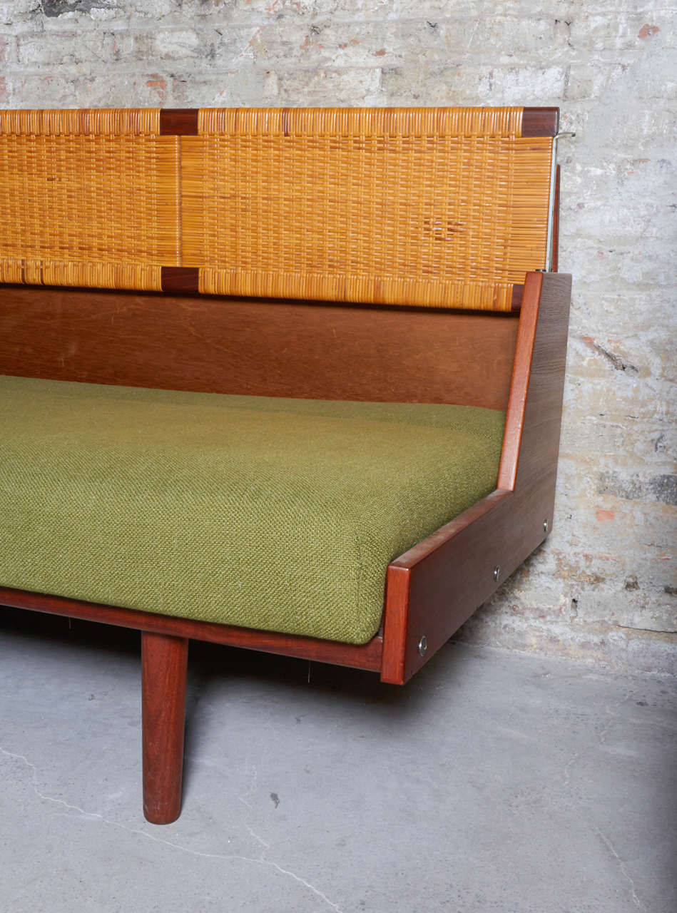Teak Cane and Green Daybed by Hans J. Wegner In Excellent Condition In New York, NY