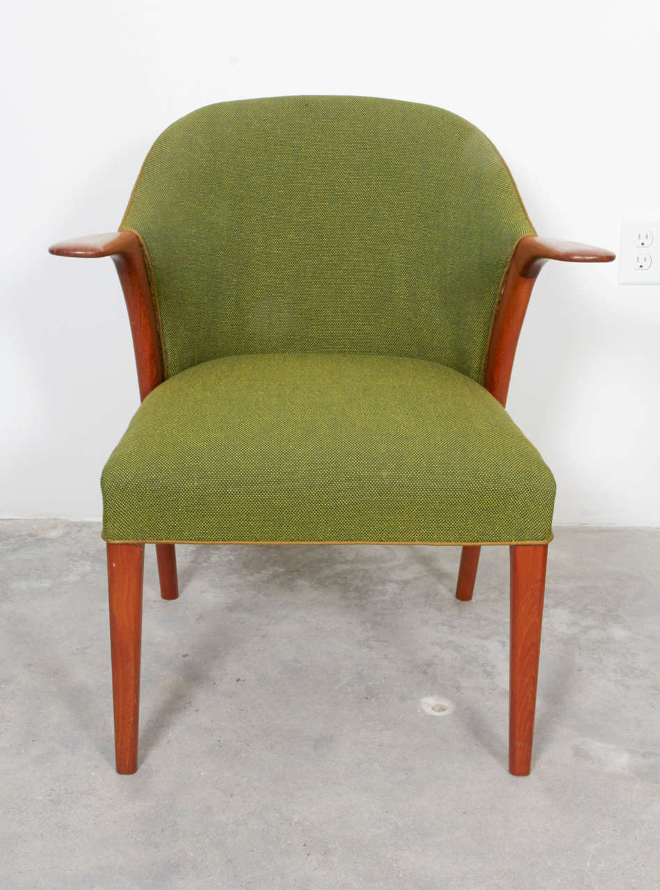 Vintage 1960s Green Chairs from Denmark 

This pair of Vintage Armchairs are in like-new condition. The fabric is excellent condition and the chair is very comfortable. Excellent for lounging in the living room or staying up and alert in the